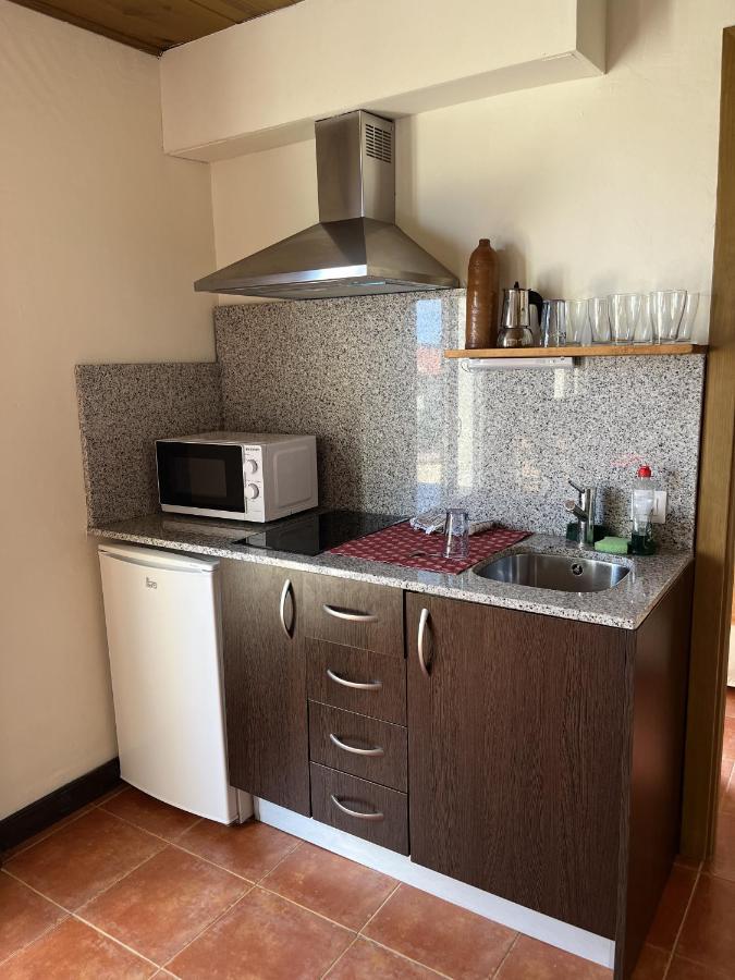 דירות Torre del Compte The Almond Tree מראה חיצוני תמונה